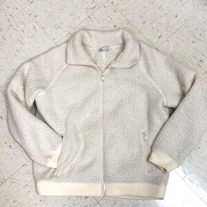 EUC Athleta fleece jacket with zippered pickets